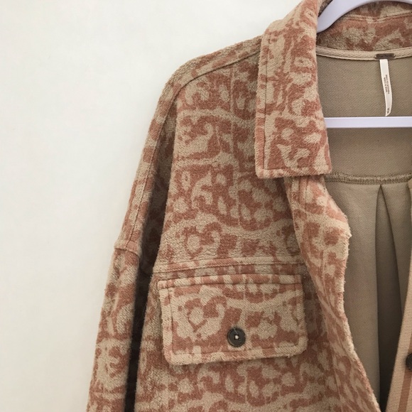 FREE PEOPLE Printed Ruby Jacket In Tea Combo Beige - Picture 6 of 16